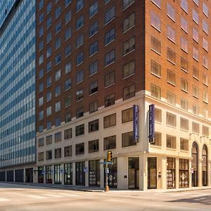 Hampton Inn & Suites Dallas Downtown